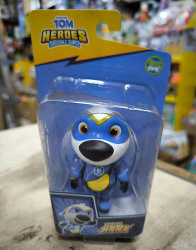 Tom heroes talking hank - tom,