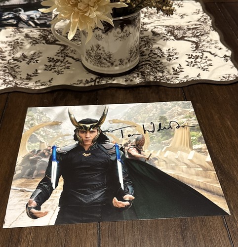 Tom hiddleston autografo - hiddleston,